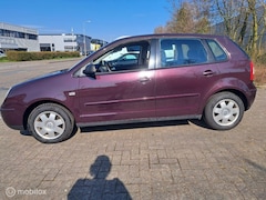 Volkswagen Polo - 1.4-16V Comfortline