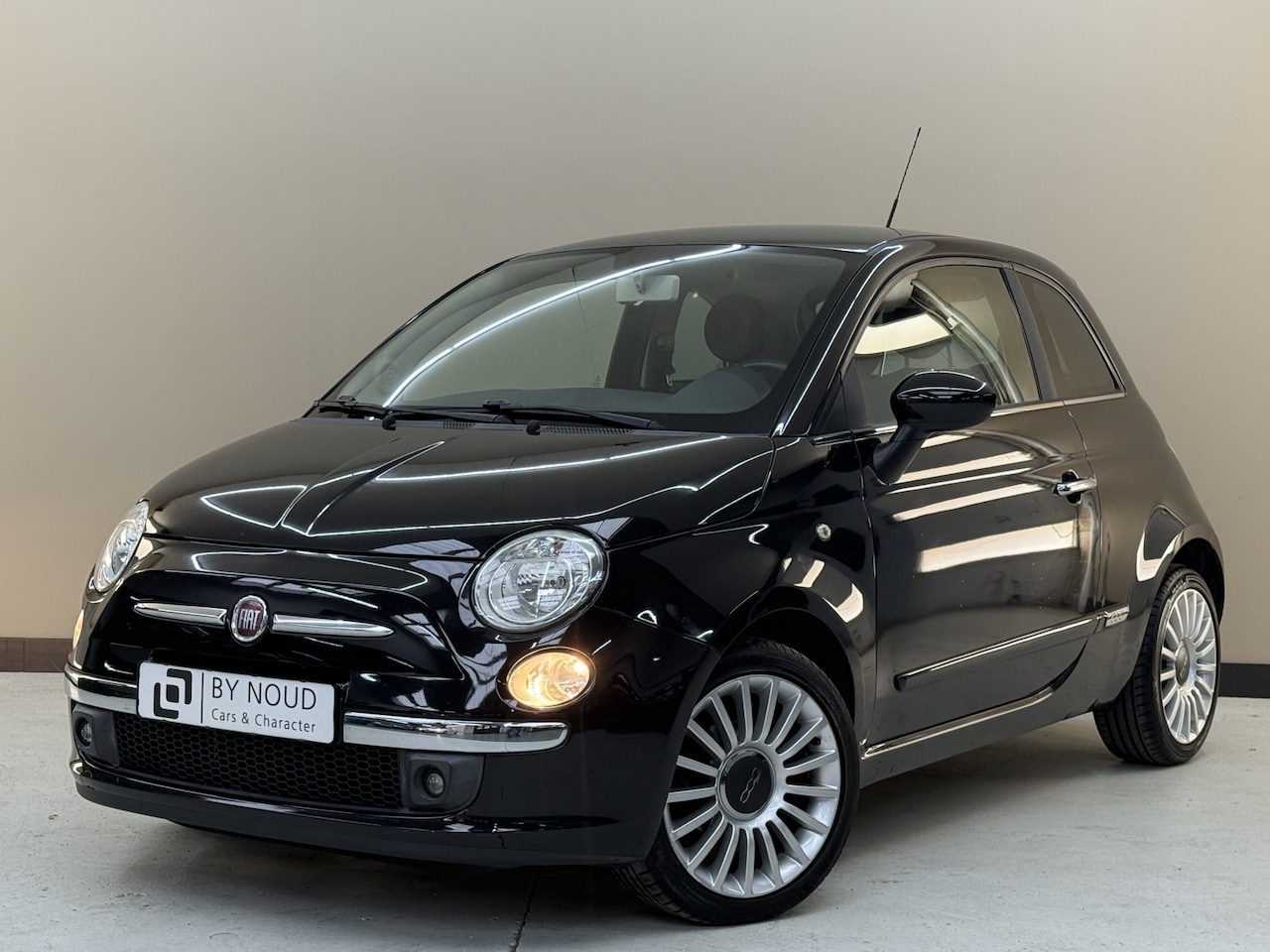 Fiat 500 - 1.2 Sport 1.2 Sport, 70Pk, 2010, 1ste eigenaar, Volledig onderhouden, Automaat, Climate control, Stu - AutoWereld.nl