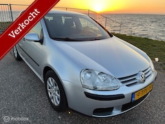 Volkswagen Golf - 1.4 Trendline (APK NIEUW)