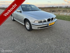 BMW 5-serie - 528i Executive (vakgarage onderhouden)