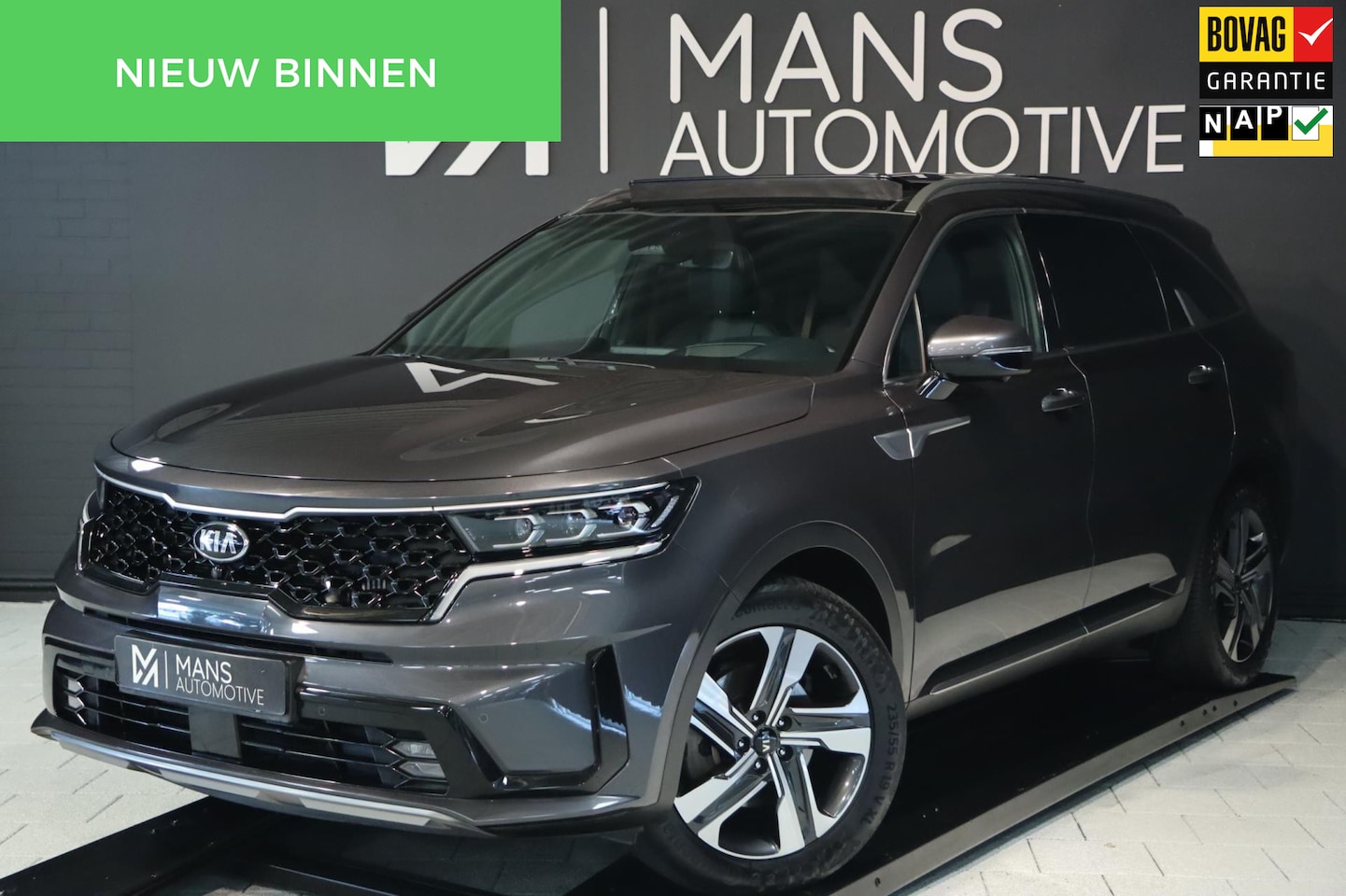 Kia Sorento - 1.6 T-GDI 4WD / PANO / KEYLESS / HUD / 360 / VOLLEDIG UITGEVOERD! - AutoWereld.nl