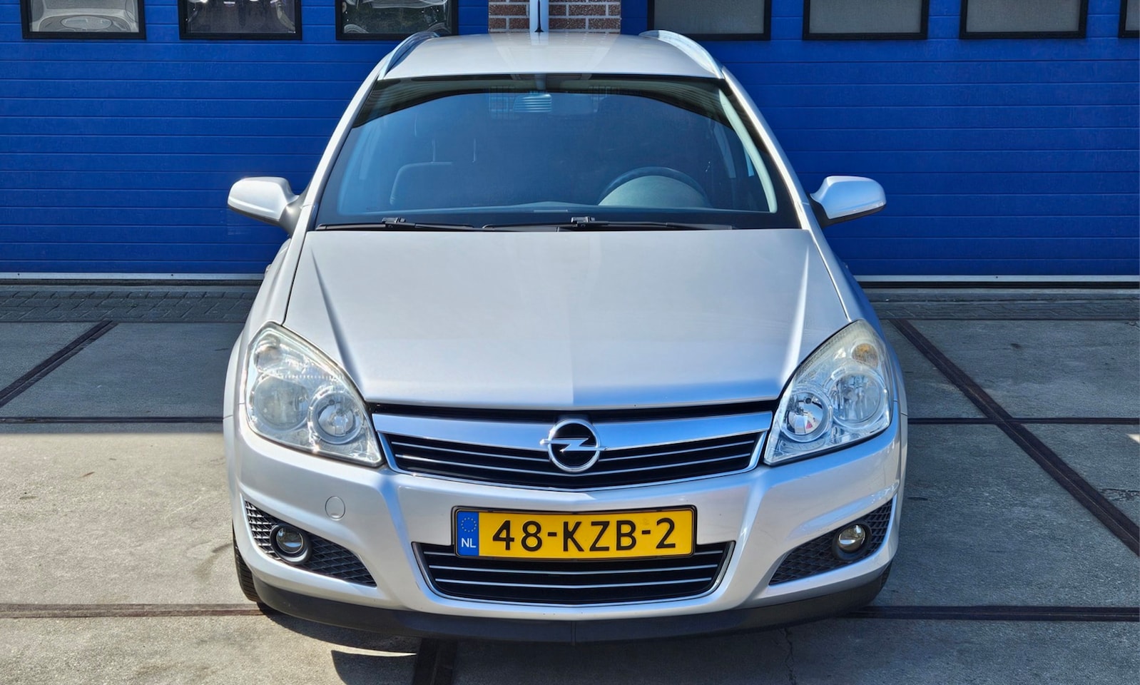 Opel Astra Wagon - 1.6 Temptation *airco* navigatie - AutoWereld.nl