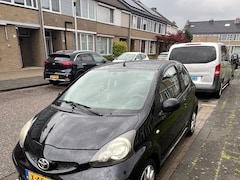 Toyota Aygo - 1.0-12V +