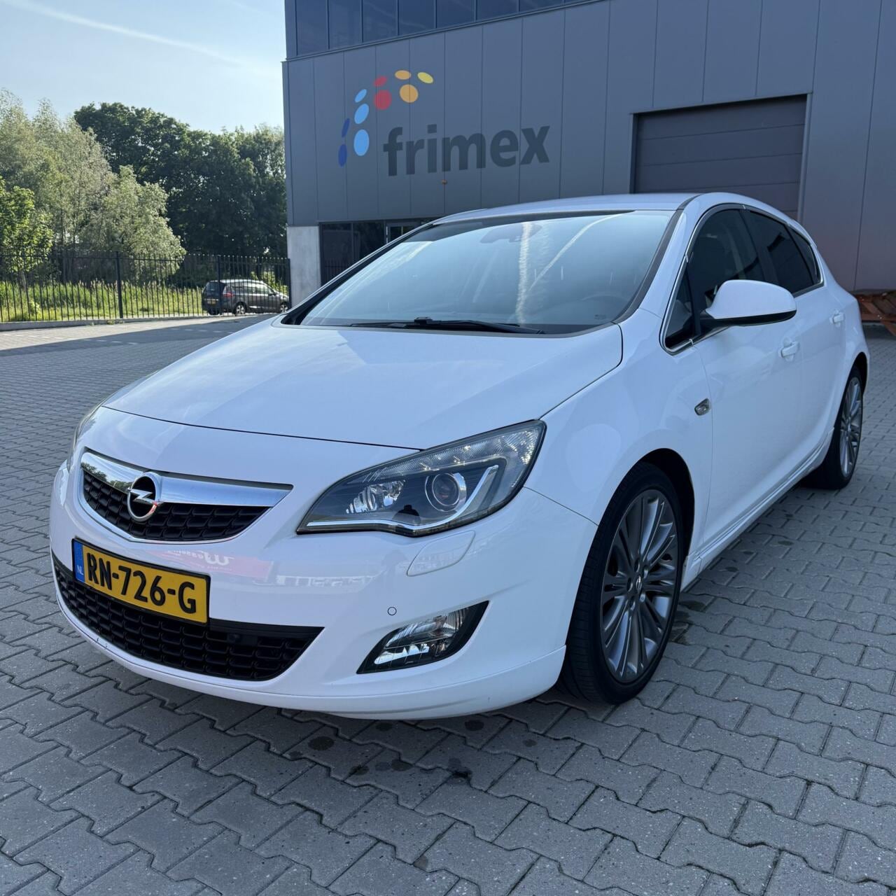 Opel Astra - 1.4 2011 Turbo Sport | PDC | Navi | NW APK ! - AutoWereld.nl