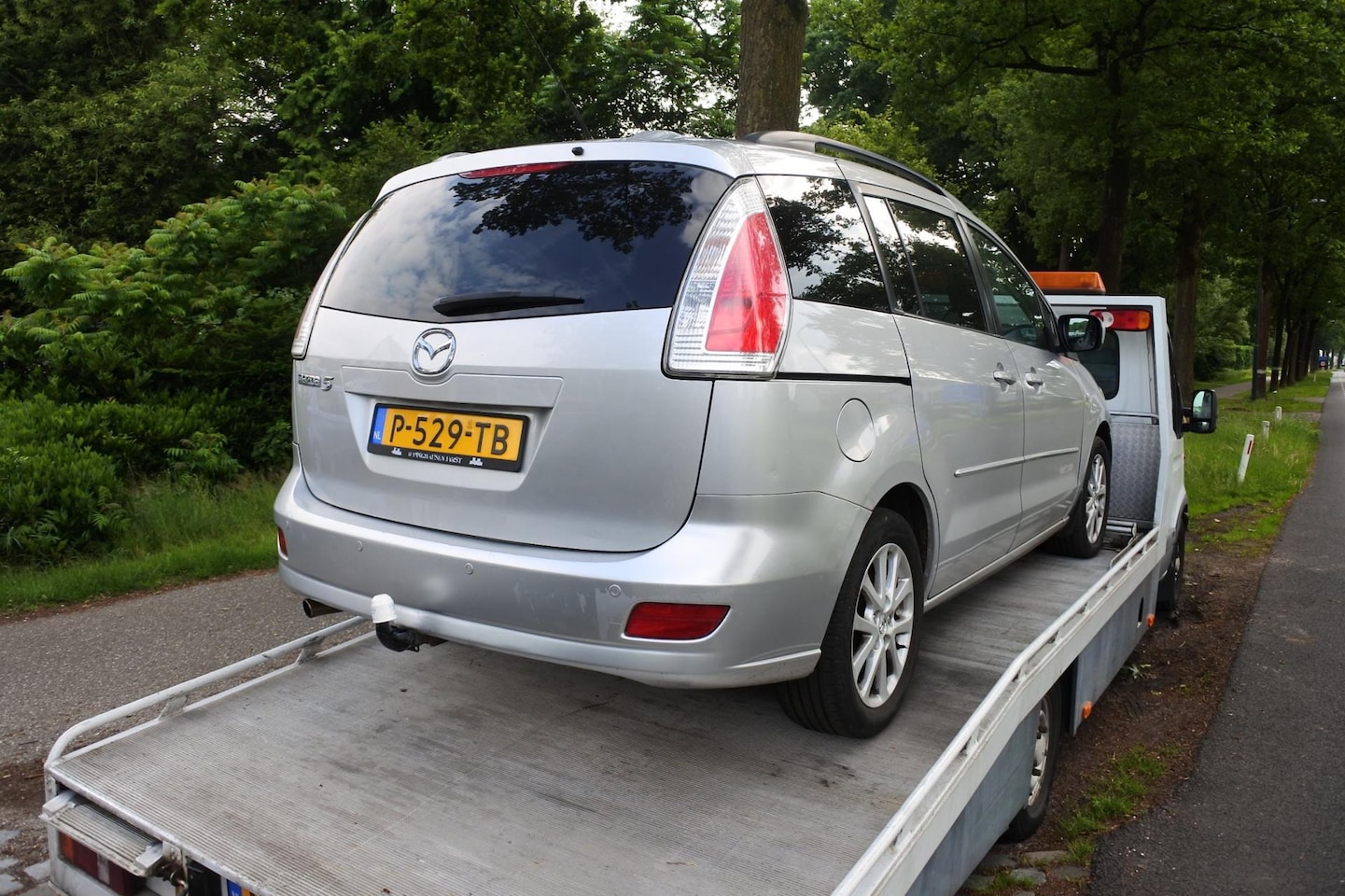 Mazda 5 - 2.0 Touring automaat tik in motor apk 2-11-2025 div exstra,s - AutoWereld.nl