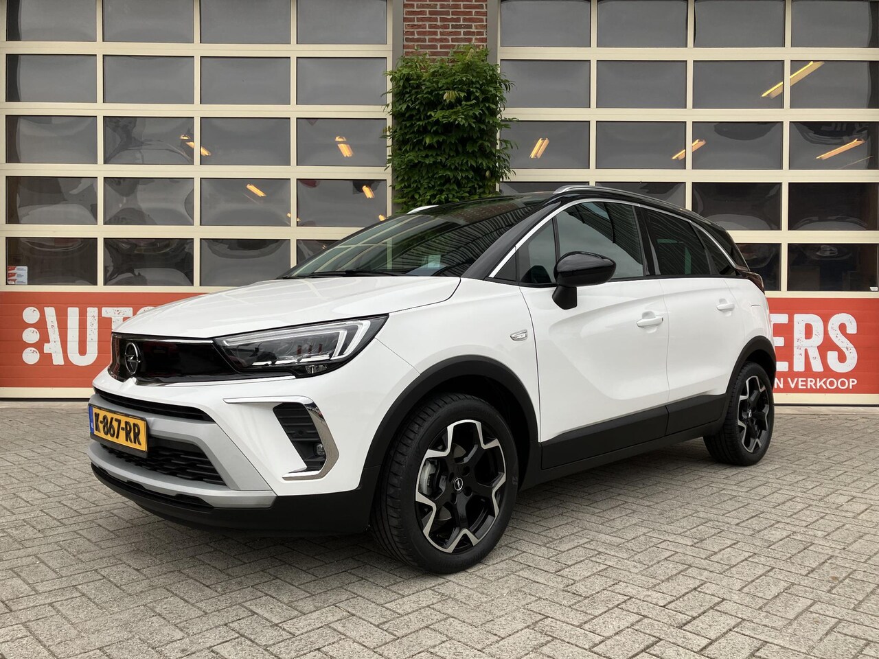 Opel Crossland - 1.2 Turbo Elegance | PDC V+A | Stoelverwarming | Zeer compleet | NL-auto | 1e Eigenaar | D - AutoWereld.nl