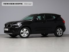 Volvo XC40 - T2 Automaat Momentum Business / Trekhaak / Adapt. cruise / CarPlay / Stoel+stuurverwarming