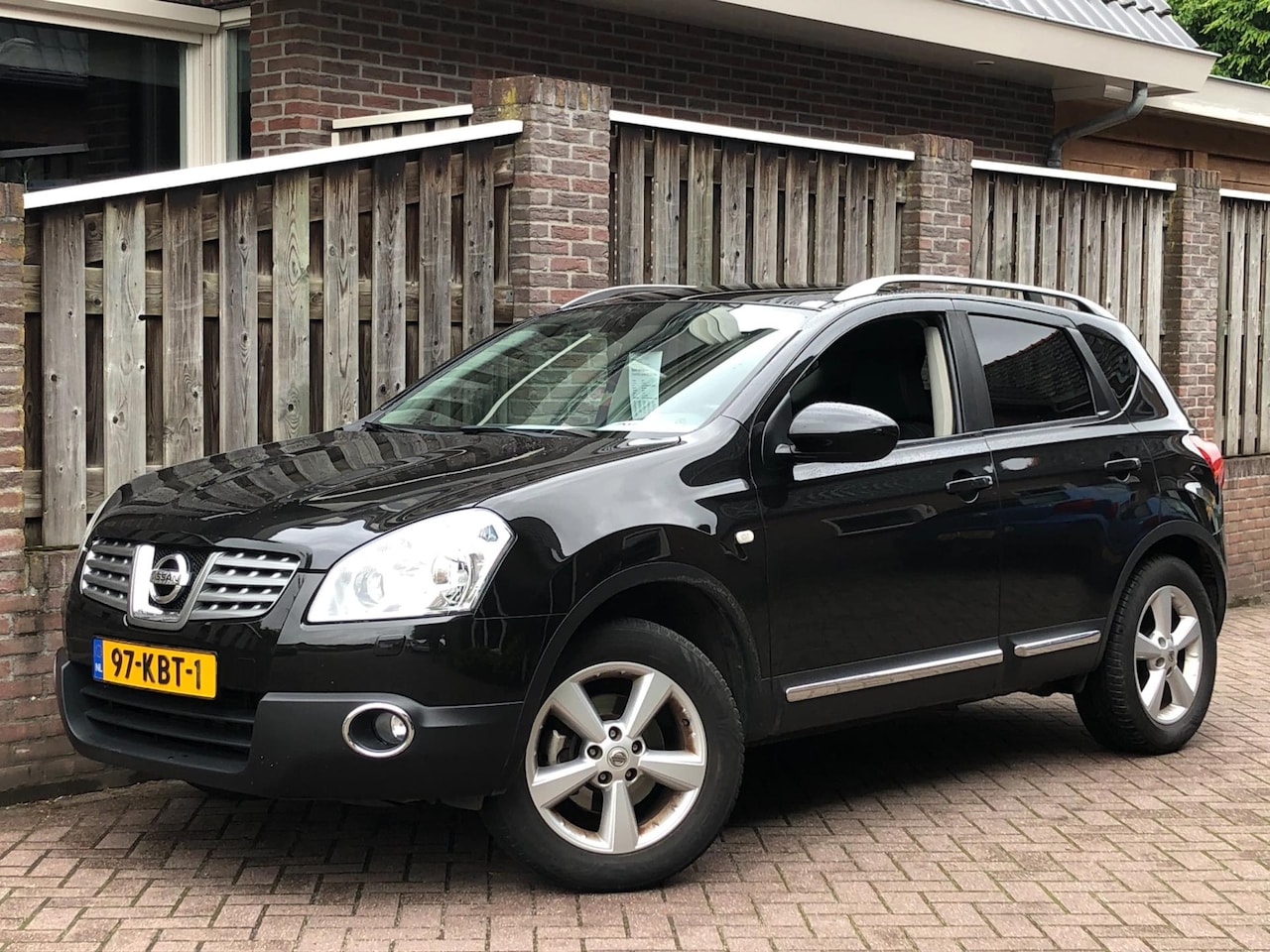 Nissan Qashqai - 2.0 Tekna AUTOMAAT, panoramadak, AIRCO/CLIMA, trekhaak - AutoWereld.nl