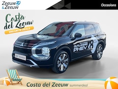 Mitsubishi Outlander - 2.4 PHEV Instyle | Schuif-kanteldak| Navigatie| 360 graden camera| Stoelverwarming en Koel