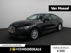 BMW i4 - eDrive35 70 kWh | ACHTERUITRIJCAMERA | APPLE CARPLAY - ANDROID AUTO | CLIMATE CONTROL | EL