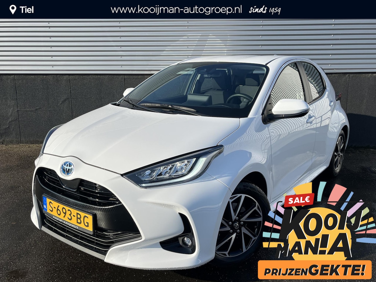 Toyota Yaris - 1.5 Hybrid Dynamic Nieuw geleverd, 1e eigenaar, NL-auto, LMV, Smart Key, Achteruitrijcamer - AutoWereld.nl