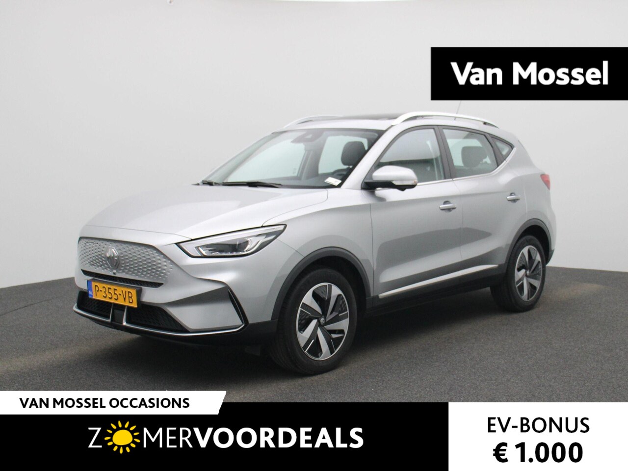 MG ZS - EV Standard Range Luxury 50 kWh | LEER | CAMERA | SCHUIF-KANTELDAK | NAVIGATIE - AutoWereld.nl