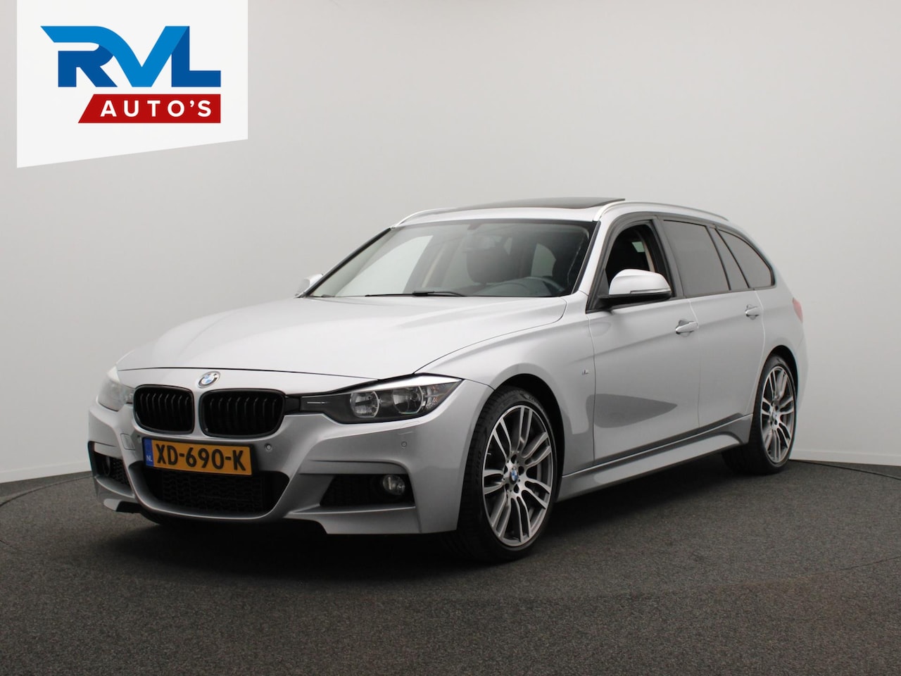BMW 3-serie Touring - 318d M Sport Edition High Executive Pano/dak Trekhaak Leder - AutoWereld.nl