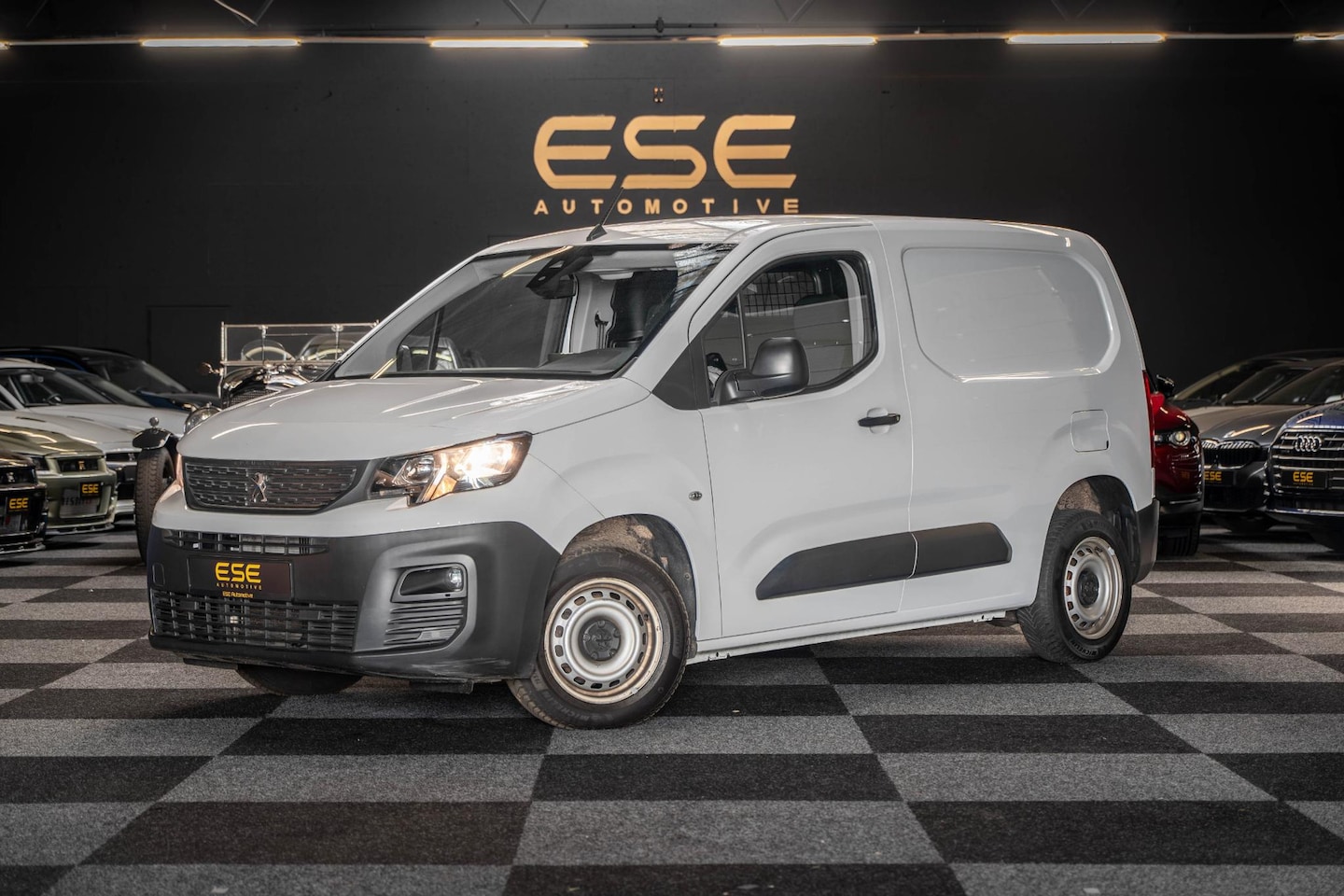 Peugeot Partner - 1.5 BlueHDI Premium | Schuifdeur | Cruise | Airco - AutoWereld.nl