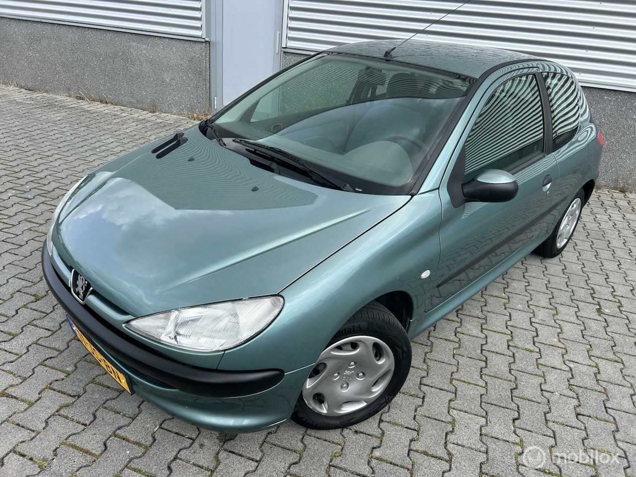 Peugeot 206 - 1.4 XT automaat - AutoWereld.nl