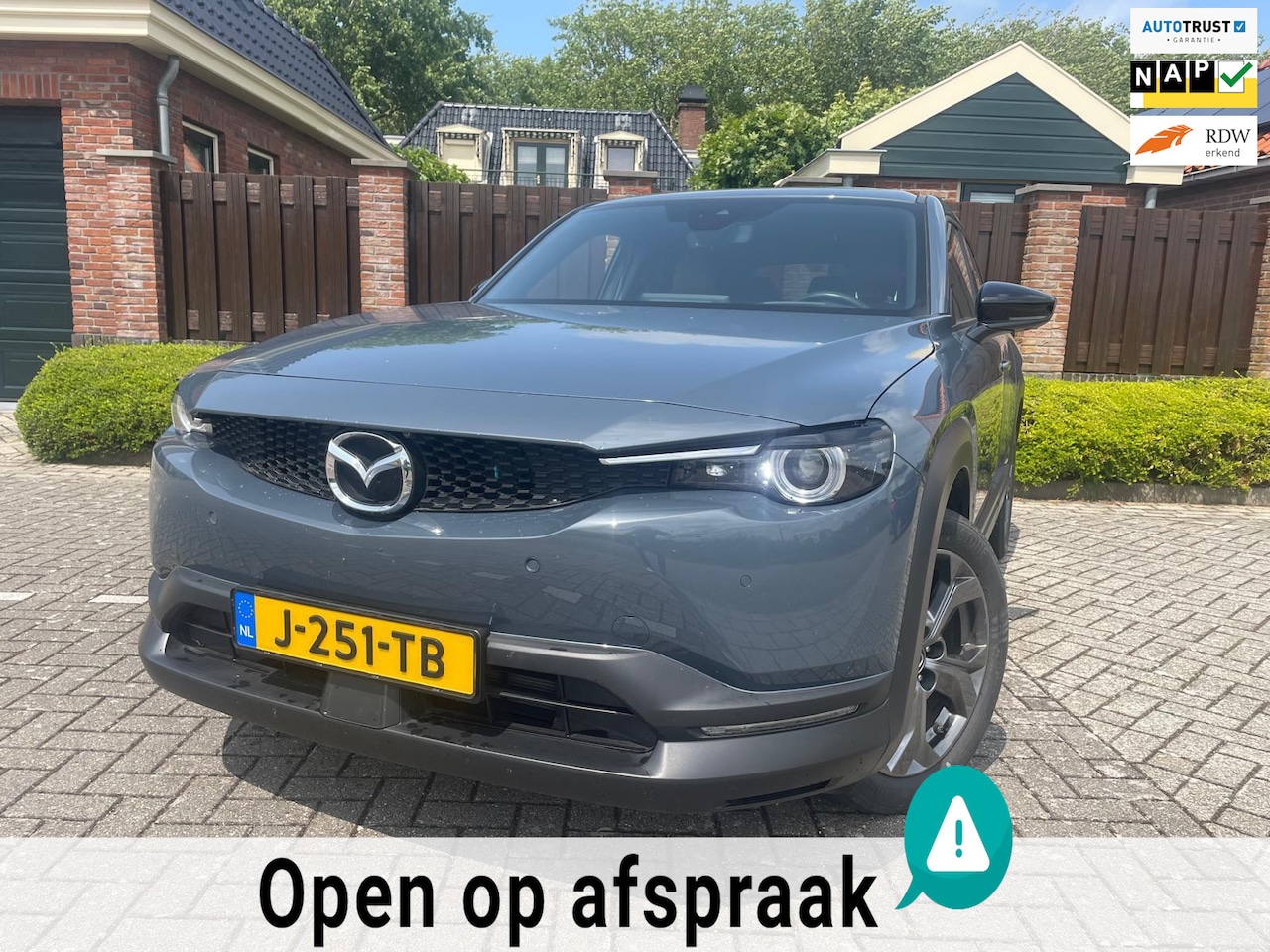 Mazda MX-30 - E-SkyActiv 145 Luxury 36 kWh OPEN DAK NAVI NAP ! - AutoWereld.nl