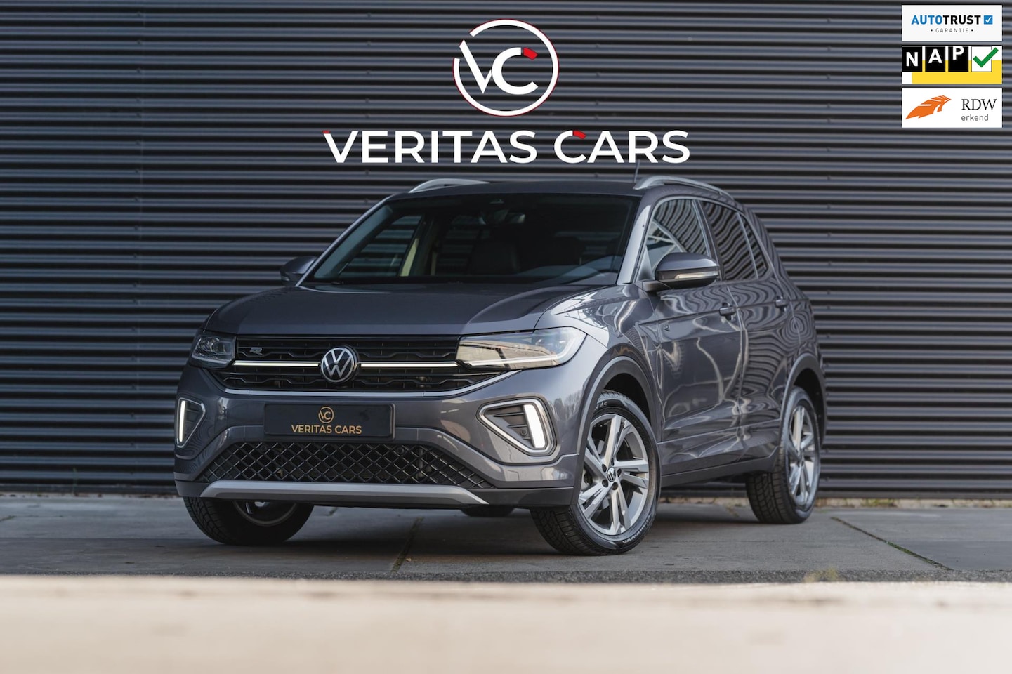 Volkswagen T-Cross - 1.5 TSI R-Line 150PK 3x R-Line |ACC|IQ-Light|Navi|Trekhaak e.o. - AutoWereld.nl