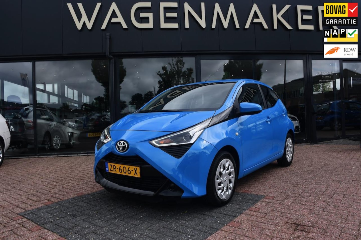 Toyota Aygo - 1.0 VVT-i x-play AUT|Clima|CAM|Carplay|DealerOH - AutoWereld.nl