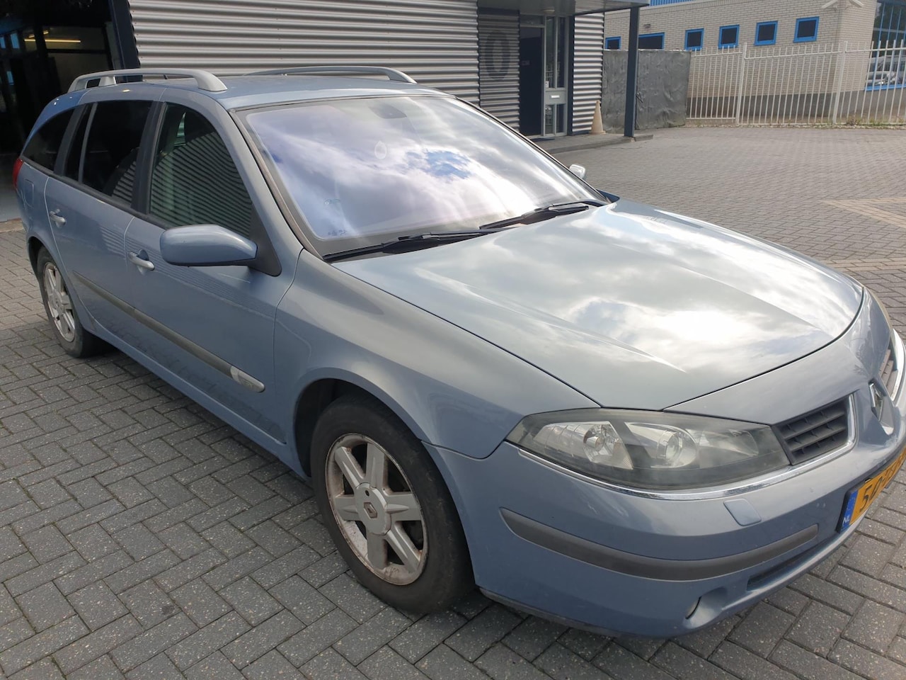 Renault Laguna Grand Tour - 1.6-16V Tech Line 1.6-16V Tech Line - AutoWereld.nl