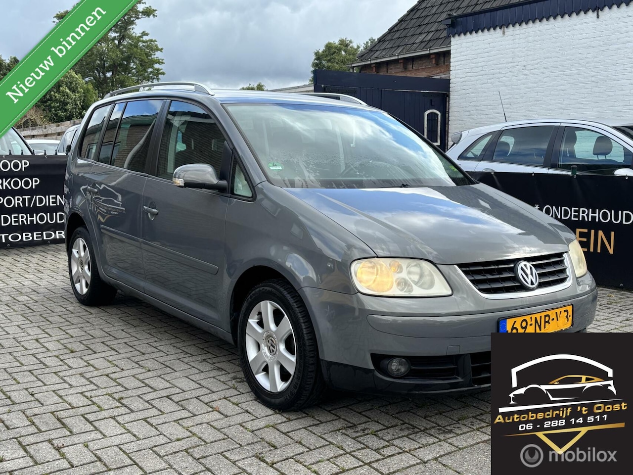 Volkswagen Touran - 1.6-16V FSI ijskoude airco, nieuwe apk - AutoWereld.nl