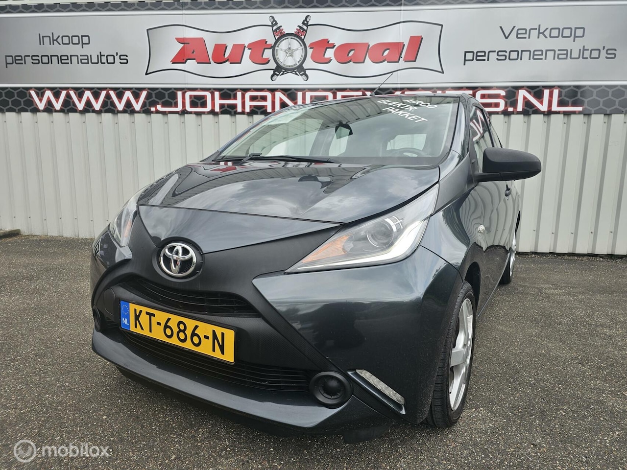 Toyota Aygo - 1.0 VVT-i x-fun I Airco I LED I Elektr.-pakket I NAP! - AutoWereld.nl