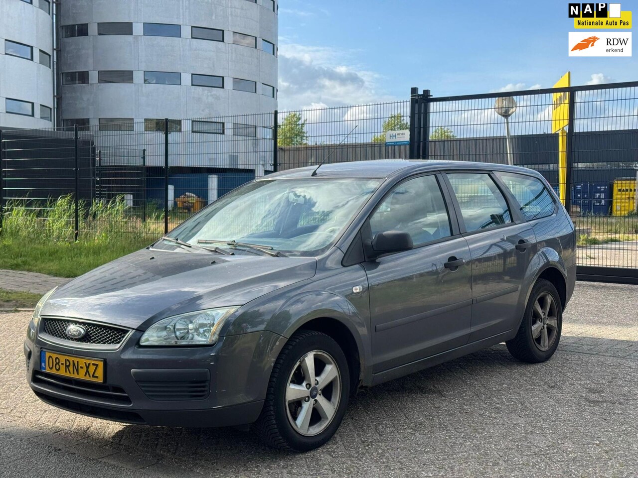 Ford Focus Wagon - 1.6-16V Ambiente/INRUILKOOPIE - AutoWereld.nl