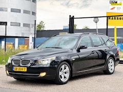 BMW 5-serie Touring - 525d/AUTOMAAT/PANO/LEDER/TOPONDERHOUDEN