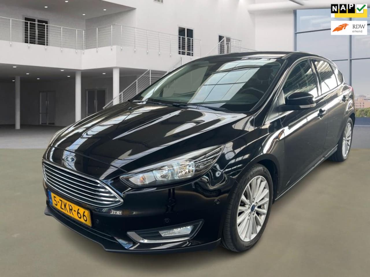Ford Focus - 1.0 First Edition 1.0 First Edition - AutoWereld.nl