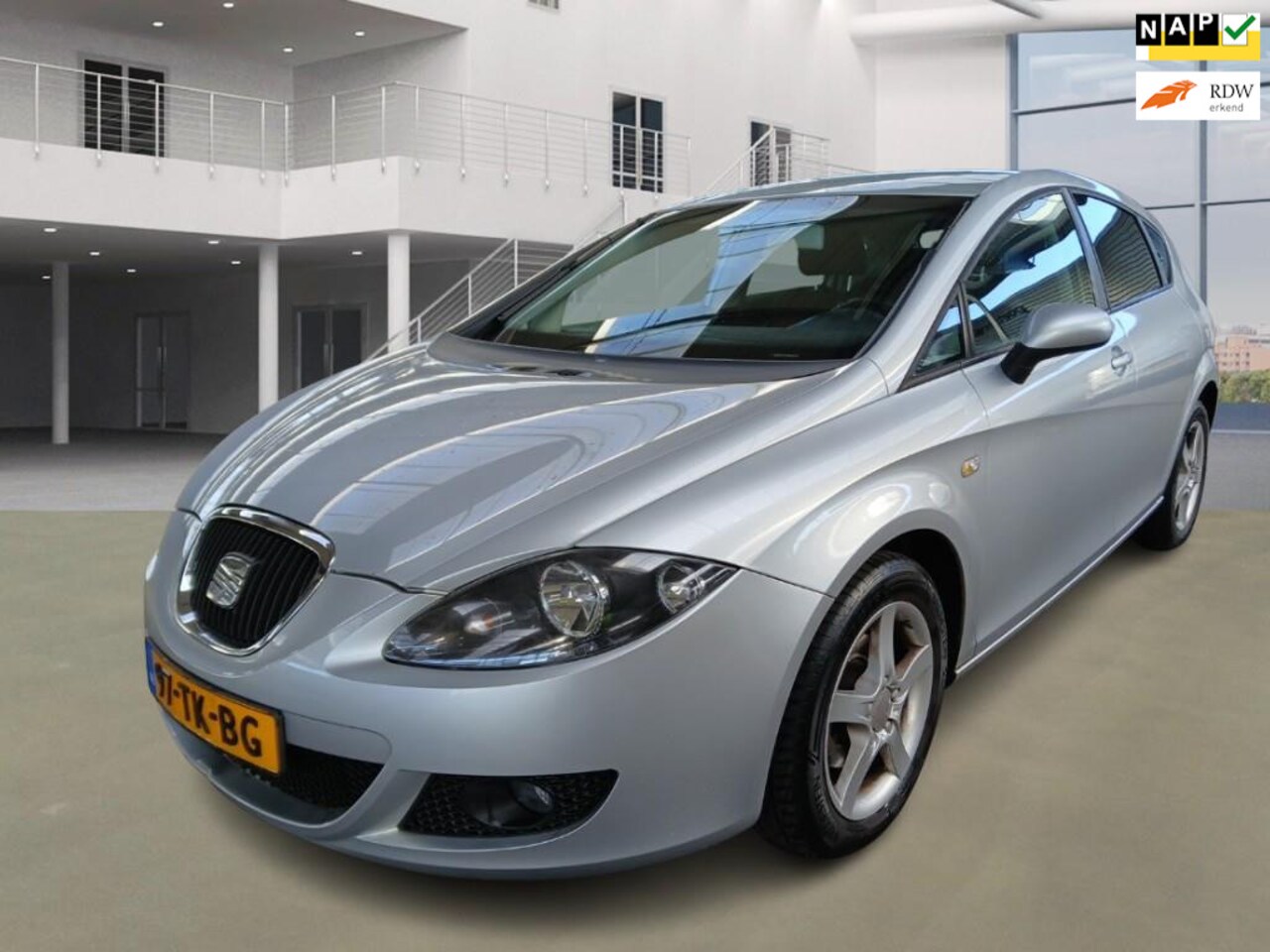 Seat Leon - 1.6 Sportstyle 1.6 Sportstyle - AutoWereld.nl