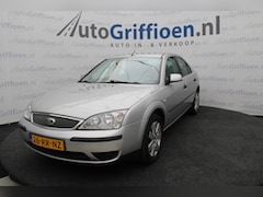 Ford Mondeo - 1.8-16V Trend nette hatchback met trekhaak
