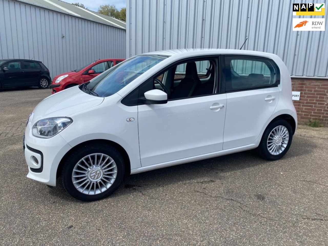 Volkswagen Up! - 1.0 high up! BlueMotion 5 deurs (benzine / CNG gas ) 1 e eigenaar alle onderhoud gehad bij - AutoWereld.nl