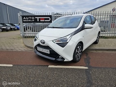Toyota Aygo - 1.0 VVT-i x-play camera