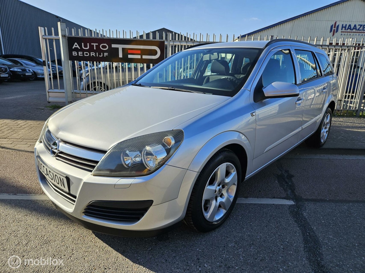Opel Astra Wagon - 1.6 Business Trekhaak - AutoWereld.nl