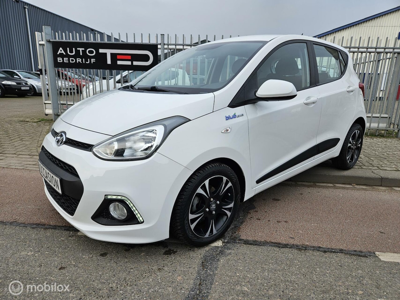 Hyundai i10 - 1.0i i-Motion 1.0i i-Motion nieuwe apk - AutoWereld.nl