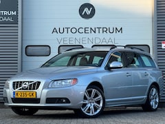 Volvo V70 - 2.0T 203 PK AUT NWE APK TREKHAAK/LEDER/NAVI/CRUISE