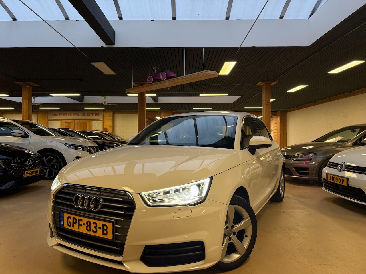 Audi A1 Sportback - 1.0 TFSI Automaat Sport Pro Line Led Stoelvw Airco - AutoWereld.nl