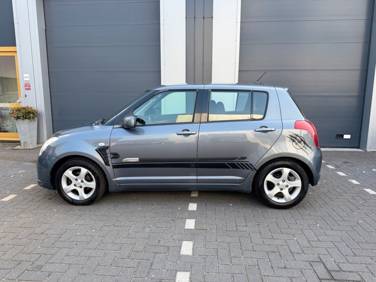 Suzuki Swift - 1.3 Shogun 1.3 Shogun - AutoWereld.nl