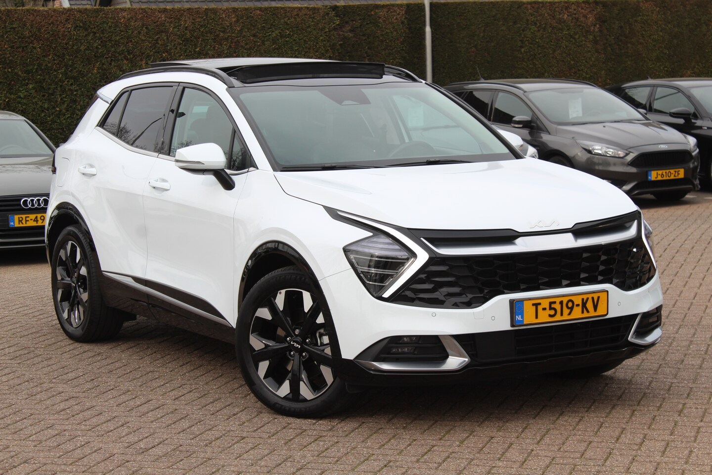 Kia Sportage - 1.6 T-GDi Plug-in Hybrid AWD DynamicPlusLine / Trekhaak / Panoramadak / Camera / 19'' / Ma - AutoWereld.nl
