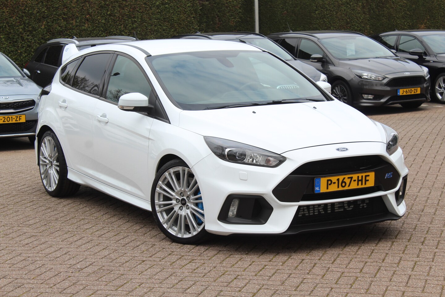 Ford Focus - 2.3 RS / Milltek / Recaro Schaalstoelen / Camera / 19'' / Stuurverwarming / DAB / Cruise C - AutoWereld.nl