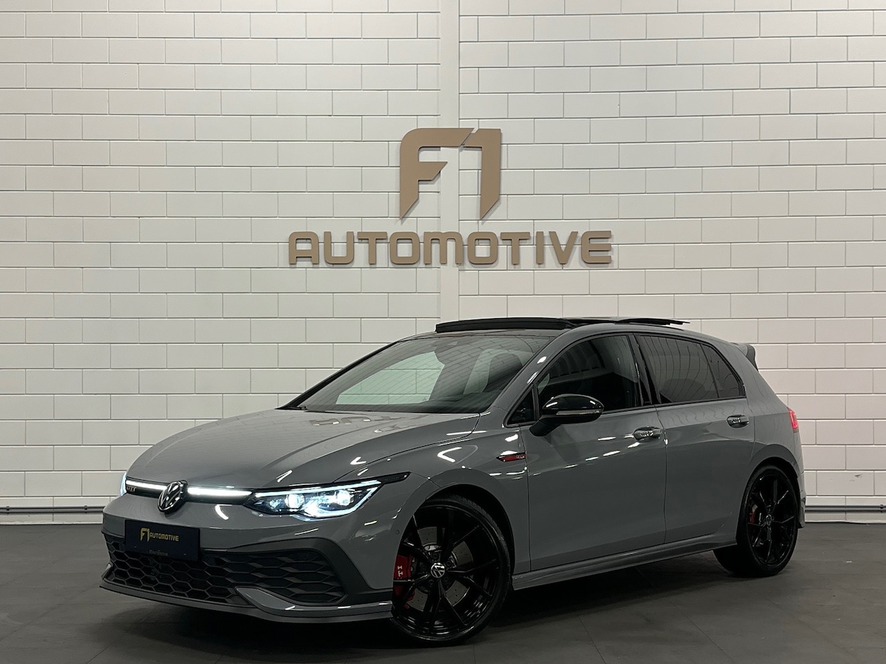 Volkswagen Golf - 2.0 TSI GTI Clubsport Pano|HUD|Camera|Sfeer - AutoWereld.nl