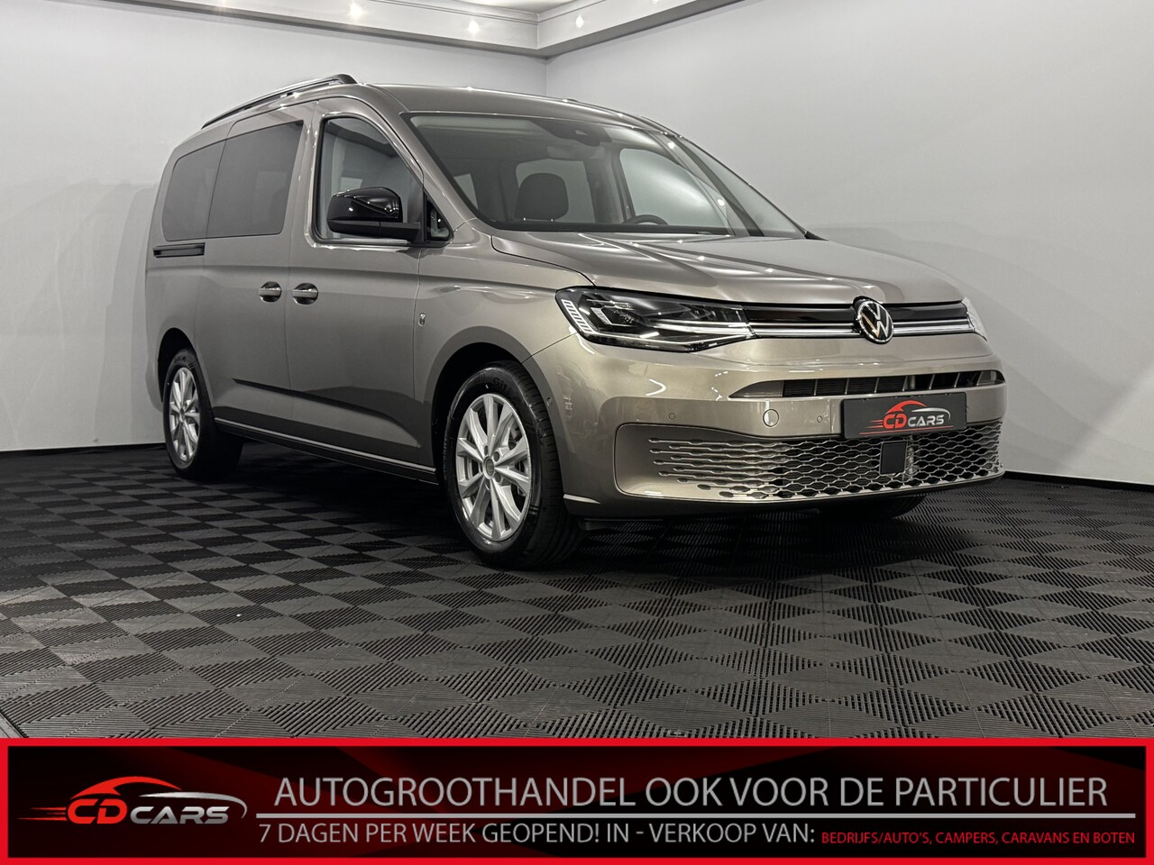 Volkswagen Caddy - 1.5 TSI Hybride Life Kombi Plug-in 7 Clima, Camera, Navi, Virtual desk, Keyless start, Cru - AutoWereld.nl