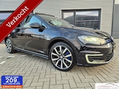 Volkswagen Golf - 1.4 TSI GTE SCHUIFKANTELDAK LED 18" NAP