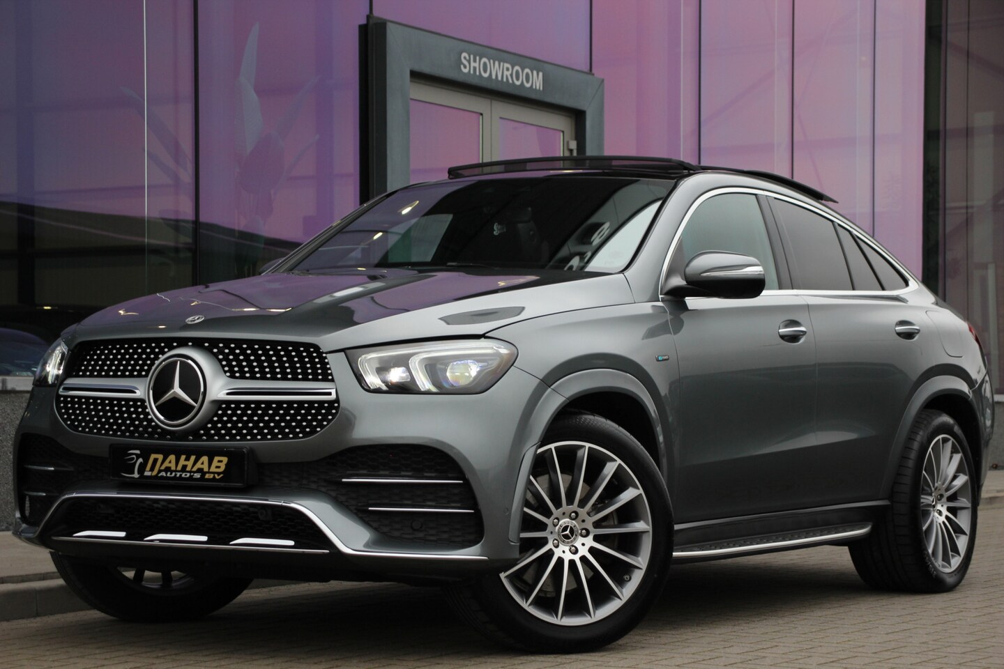 Mercedes-Benz GLE-Klasse Coupé - 350 e 4MATIC AMG | PANO | HUD | BURMESTER | 360 CAMERA | TREKHAAK | - AutoWereld.nl