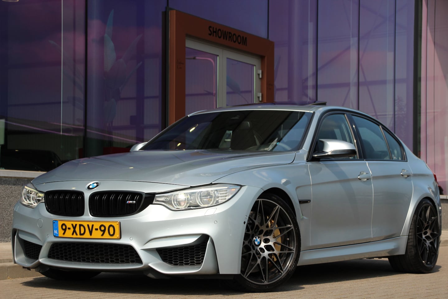 BMW M3 - 3-serie DCTA | ORIG NL | SCHUIFDAK | H&K | 20" | 360 camera | - AutoWereld.nl