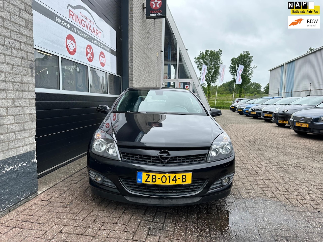 Opel Astra GTC - 1.6 Business Met 1 JAAR APK - AutoWereld.nl