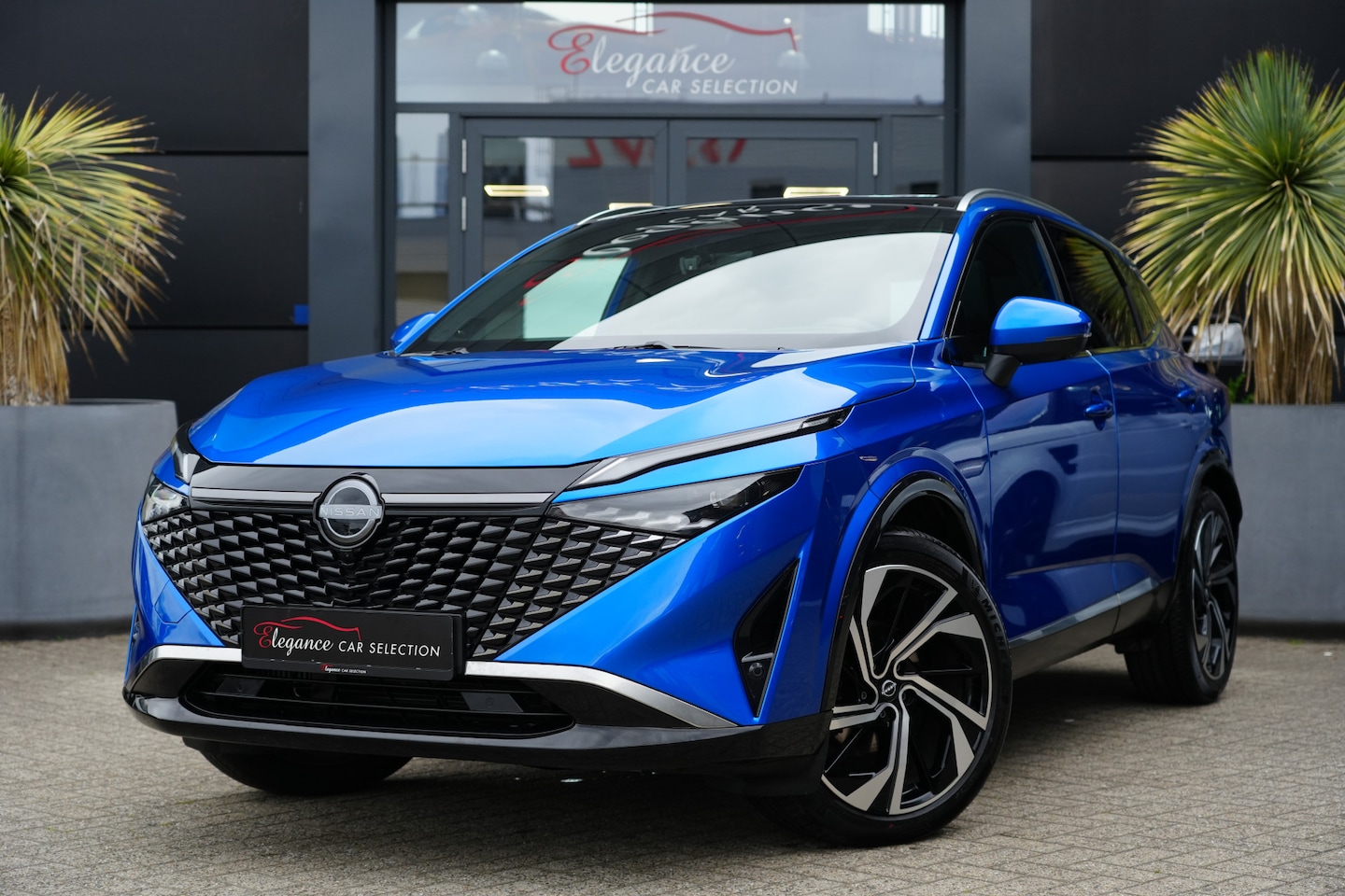 Nissan Qashqai - 1.3 MHEV Xtronic Tekna Plus 158pk Panoramadak/Alcantara/Stoelverwarming/Bose - AutoWereld.nl