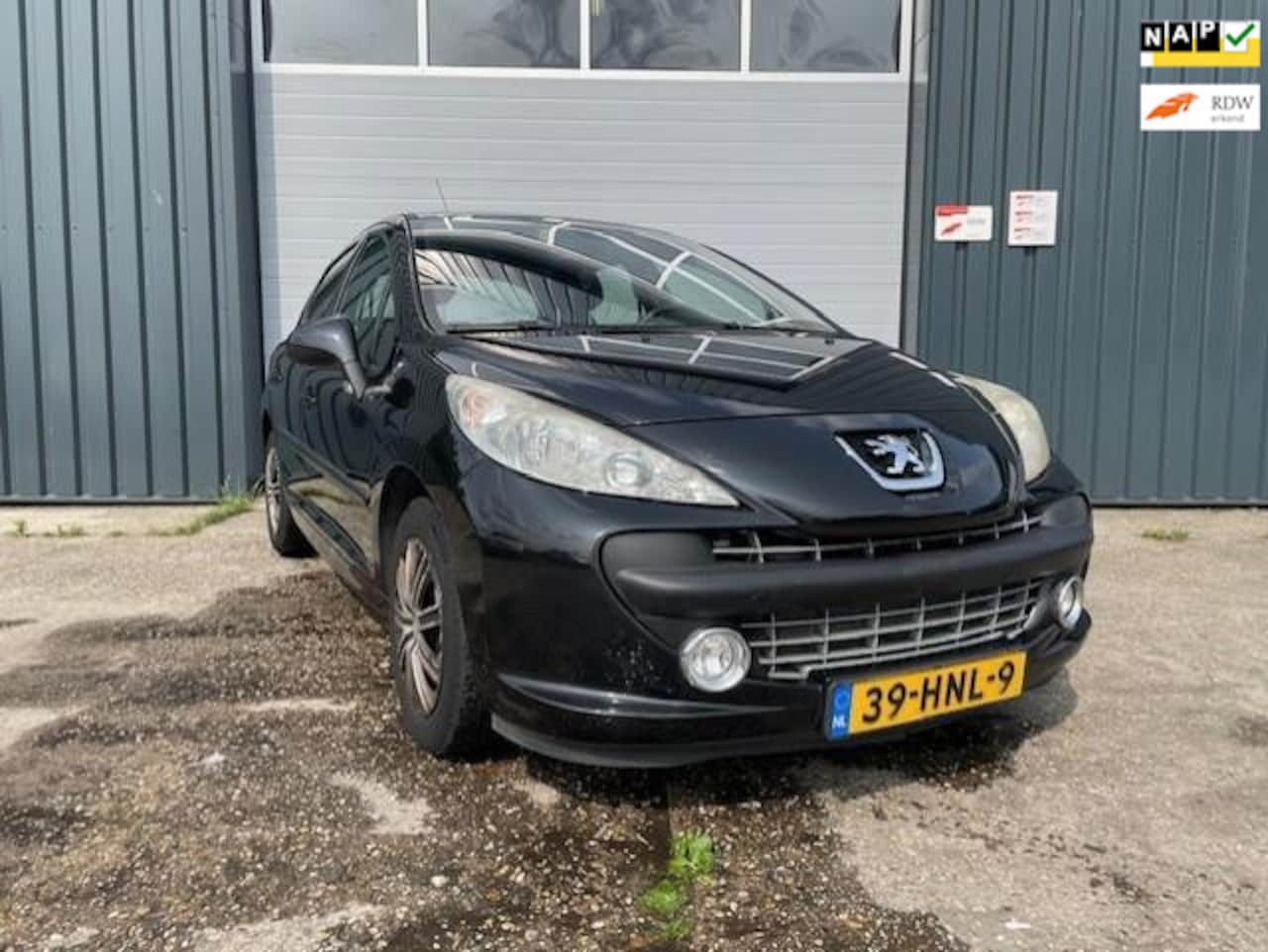Peugeot 207 - 1.6 VTi Look 1.6 VTi Look - AutoWereld.nl