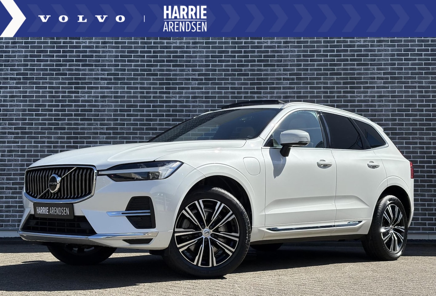 Volvo XC60 - 2.0 T6 Plug-in hybrid AWD Inscription | Adaptieve Cruise Control | Head Up display | Harma - AutoWereld.nl