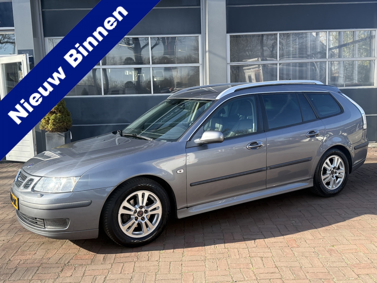 Saab 9-3 Sport Estate - apk 06-2026 1.8t Vector BJ 2008 150pk Clima | Cruise | Xenon l Trekhaak Youngtimer Dealer - AutoWereld.nl