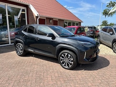 Toyota Yaris Cross - 1.5 HYBRID TEAM HYBRID TREKHAAK/WINTER PACK/CAMERA/ACC/NAVIGATIE